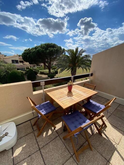 סן סיפריאן Grand Studio Entre Le Golf Et La Plage A 800M מראה חיצוני תמונה