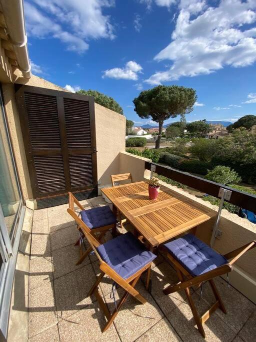סן סיפריאן Grand Studio Entre Le Golf Et La Plage A 800M מראה חיצוני תמונה
