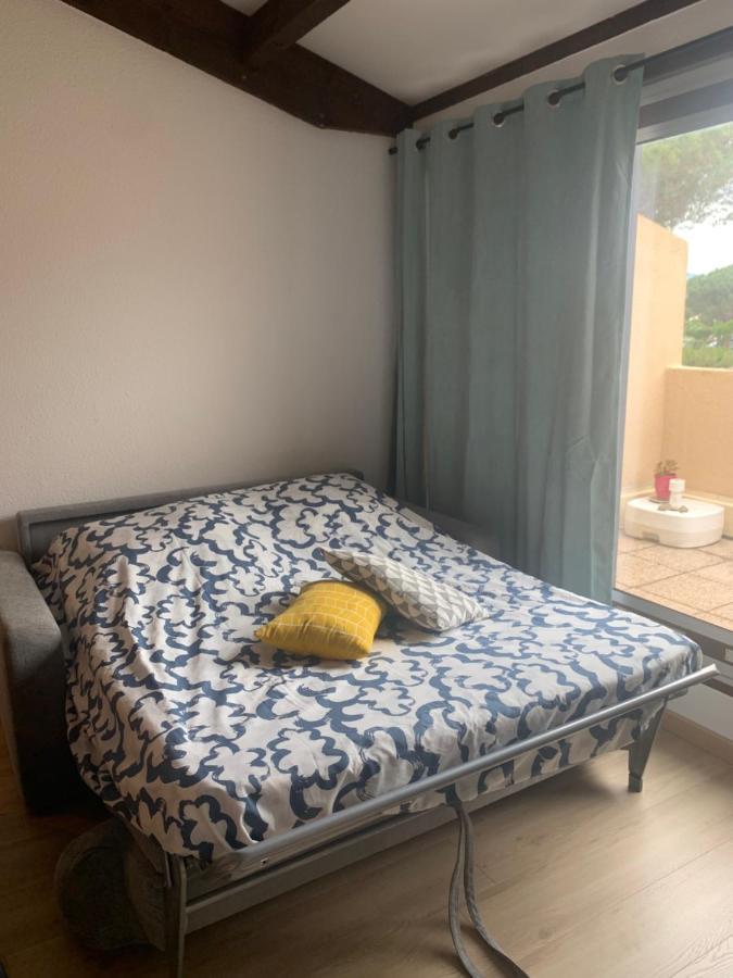סן סיפריאן Grand Studio Entre Le Golf Et La Plage A 800M מראה חיצוני תמונה